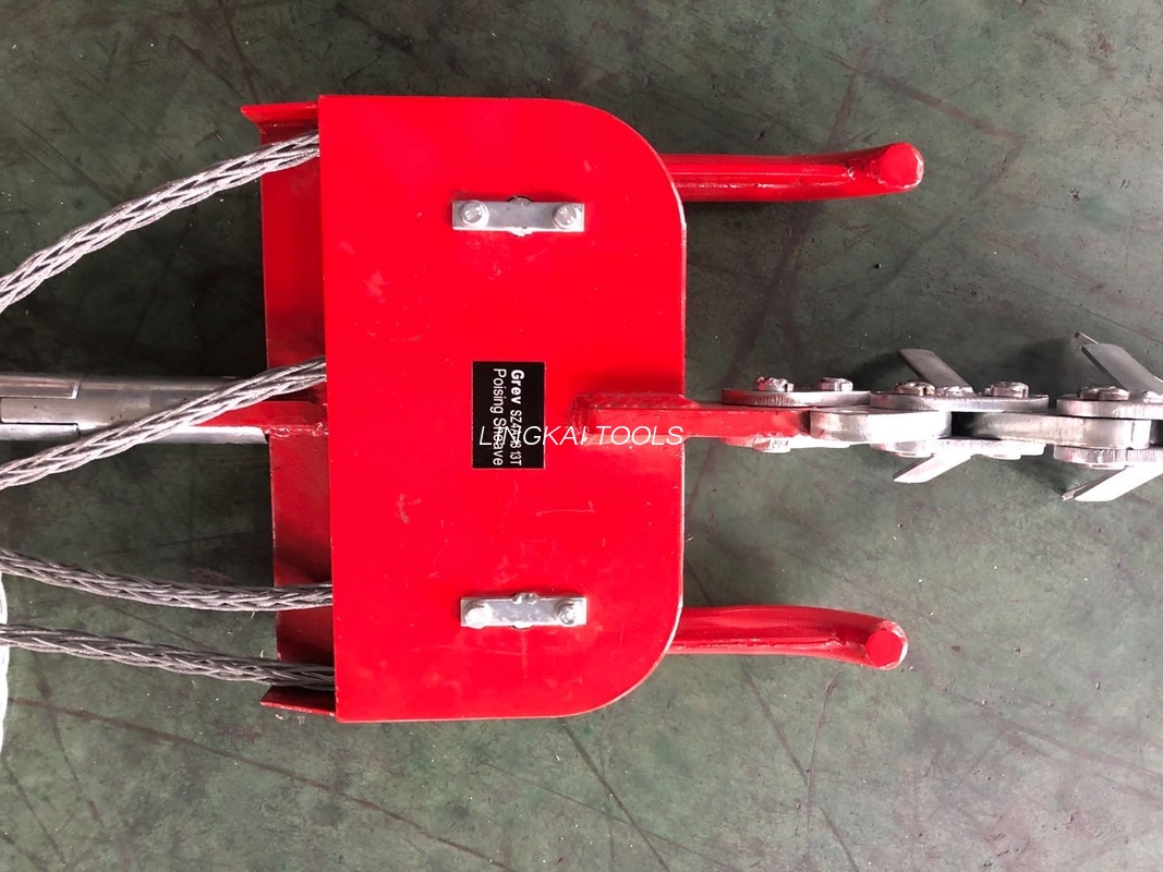 El equilibrio de poder dirige el estribo para el conductor que tira de las líneas de transmisión aérea